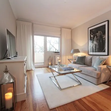 Rent this 2 bed apartment on Poßmoorweg 43 in 22301 Hamburg, Germany