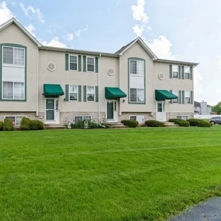 Image 1 - 2154 Jasmine Drive, Crest Hill, IL 60403, USA - Townhouse for sale