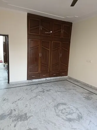 Image 5 - unnamed road, Sector 70, Sahibzada Ajit Singh Nagar - 140062, Punjab, India - House for rent