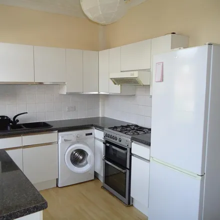 Rent this 2 bed apartment on Graham Avenue in Leeds, LS4 2LW