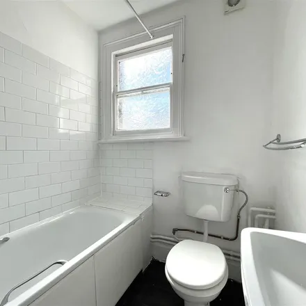 Rent this 2 bed apartment on 268 Ferme Park Road in London, N8 9BL