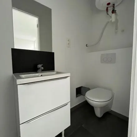 Rent this 1 bed apartment on Chaussée de Bruxelles 323 in 6040 Charleroi, Belgium