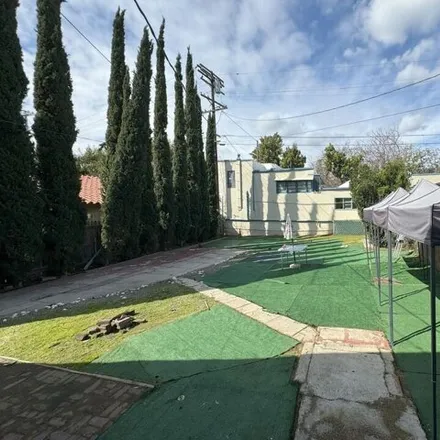 Image 7 - 247 North Kingsley Drive, Los Angeles, CA 90004, USA - House for sale
