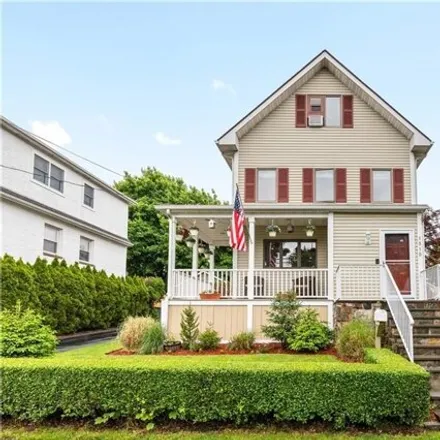 Buy this 4 bed house on 1510 Henry Avenue in Village of Mamaroneck, NY 10543