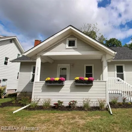 Buy this 2 bed house on 26399 Ypsilanti Street in Flat Rock, Wayne County
