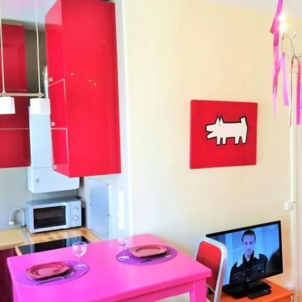 Image 2 - Lille, Lille-Centre, Lille, FR - Apartment for rent