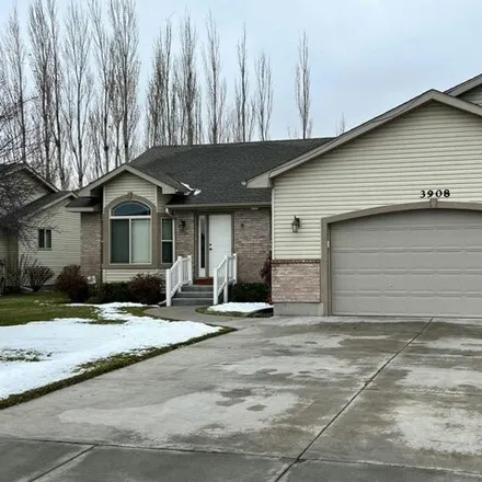 Image 3 - 3892 Clearfield Lane, Ammon, ID 83406, USA - House for sale