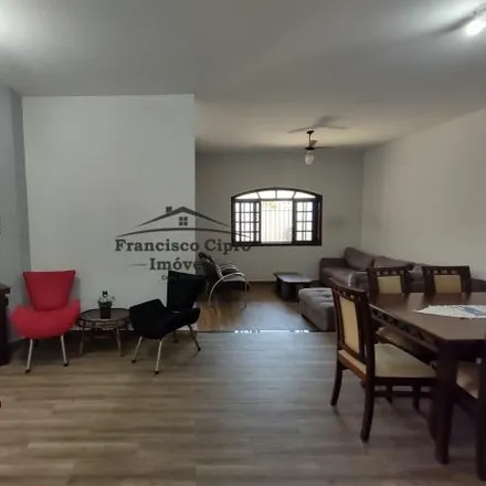 Buy this 4 bed house on Avenida Júlio Prestes in Ponte Alta, Aparecida - SP