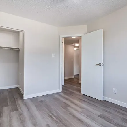Rent this 2 bed apartment on Avenue V South in Saskatoon, SK S7M 0V2