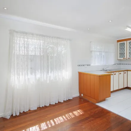 Image 4 - 33 Coolmunda Street, Mansfield QLD 4122, Australia - Apartment for rent