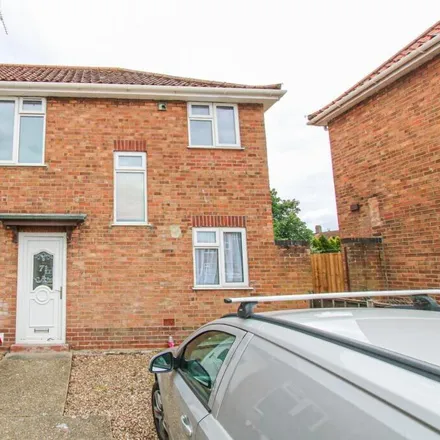 Rent this 5 bed house on 63 Stevenson Road in Norwich, NR5 8TS