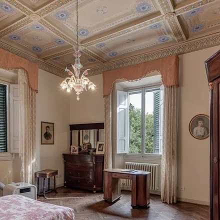 Rent this 8 bed house on Empoli in Via San Martino, 50053 Empoli FI