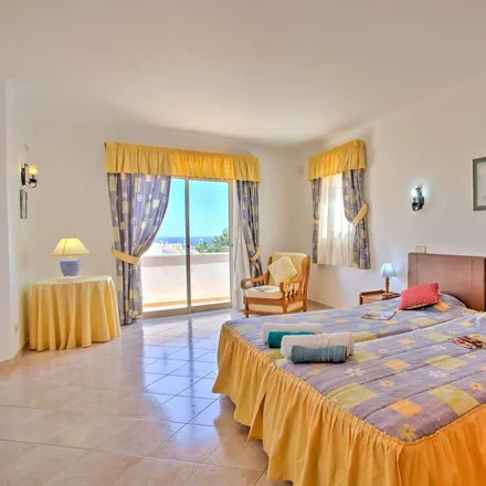 Rent this 3 bed house on 8200-110 Distrito de Évora
