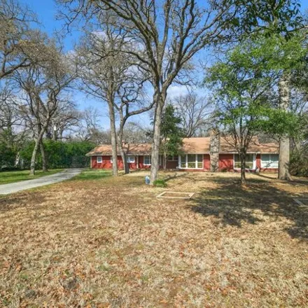 Buy this 3 bed house on 1637 Sylvan Drive in Arlington, TX 76012