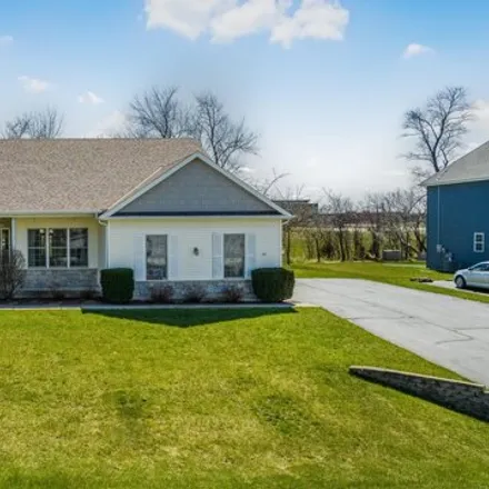 Buy this 6 bed house on 506 Prarie View Road in Williams Bay, Walworth County