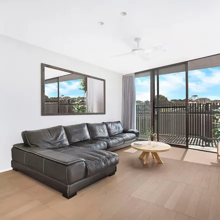 Rent this 3 bed apartment on Randwick Girls High School in Yarraman Avenue, Randwick NSW 2031