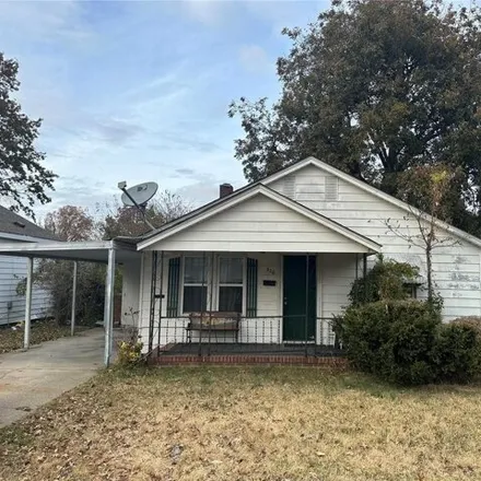 Buy this 2 bed house on 132 3rd Street in Sikeston, MO 63801