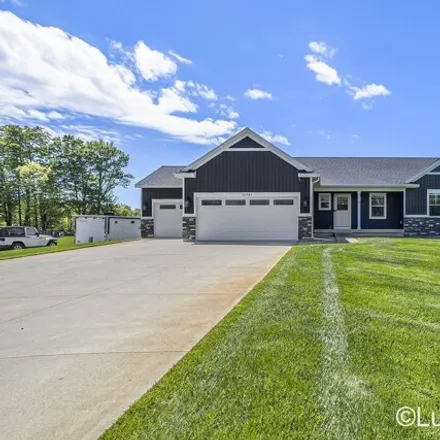 Buy this 4 bed house on 12765 152nd Avenue in Grand Haven Charter Township, MI 49417