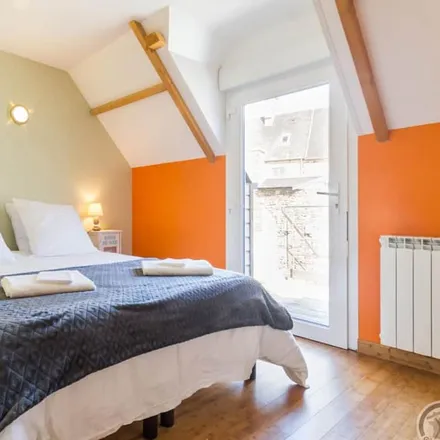 Rent this 1 bed apartment on Regneville-sur-Mer in Rue du Port, 50590 Regnéville-sur-Mer