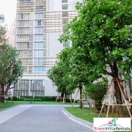 Rent this 2 bed apartment on Phrom Phong