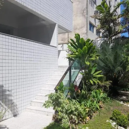 Buy this 4 bed apartment on Extrabom in Avenida Engenheiro Domingos Ferreira 306, Pina