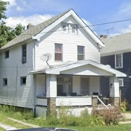 Image 4 - 9898 Zimmer Avenue, Cleveland, OH 44102, USA - House for sale