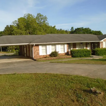 Image 1 - 800 General Daniels Avenue South, Danielsville, Madison County, GA 30633, USA - House for sale