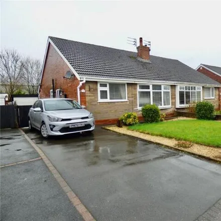 Buy this 2 bed house on Ronaldsway in Preston, PR1 6EP