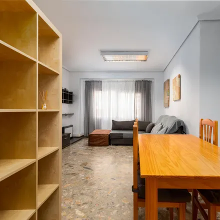 Rent this 4 bed apartment on Revisión Médica in Carrer de Linares, 46018 Valencia