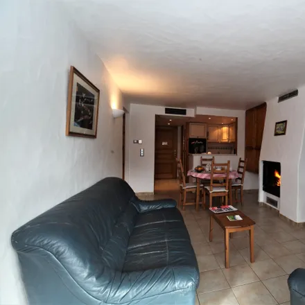 Image 3 - 1117 Rue de la Vanoise, 73350 Champagny-en-Vanoise, France - Apartment for rent