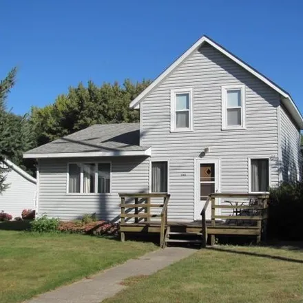 Buy this 3 bed house on 433 1st Street Southwest in Madelia, Watonwan County