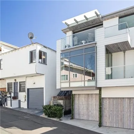 Image 1 - 124 15th Place, Manhattan Beach, CA 90266, USA - House for rent