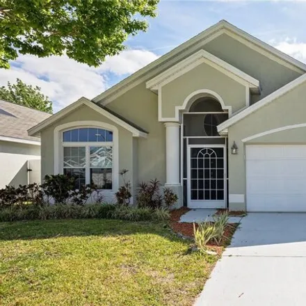 Buy this 4 bed house on 2704 Wilshire Road in Clermont, FL 34714
