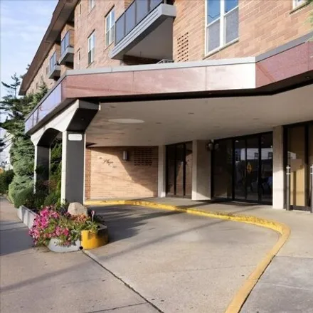 Image 5 - The Plaza, 360 Central Avenue, Village of Lawrence, NY 11559, USA - Apartment for sale