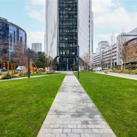 Image 9 - Amory Tower, 199-207 Marsh Wall, Canary Wharf, London, E14 9ZH, United Kingdom - Apartment for sale