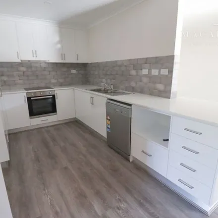 Rent this 3 bed apartment on Incarnie Crescent in Wagga Wagga NSW 2650, Australia