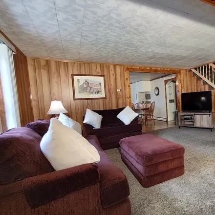 Rent this 4 bed house on Huntingdon County in Pennsylvania, USA