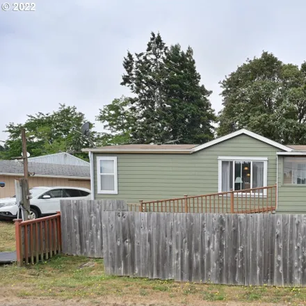 Buy this 3 bed house on 2092 Koos Bay Boulevard in Coos Bay, OR 97420