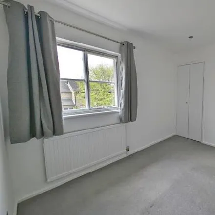 Image 7 - Cherry Tree Close, Sheffield, S11 9DN, United Kingdom - Room for rent