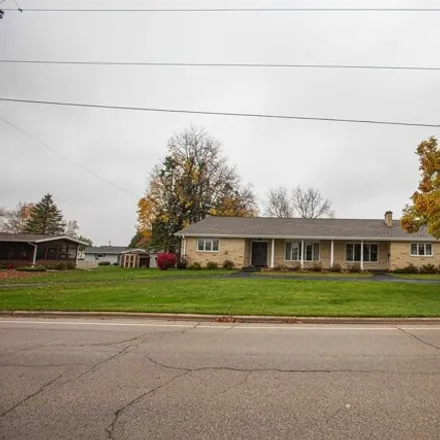Buy this 4 bed house on 314 Ridge Avenue in Platteville, WI 53818