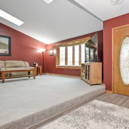 Image 3 - 11680 Pineview Drive, Orland Township, IL 60467, USA - House for sale