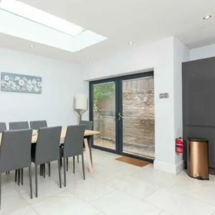 Image 7 - Bay Tree House, Upper Bristol Road, Bath, BA1 2NA, United Kingdom - House for sale