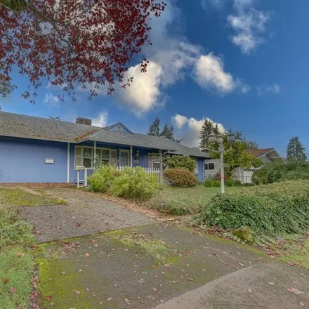 Buy this 4 bed house on 104 Belle Court in Oregon City, OR 97045