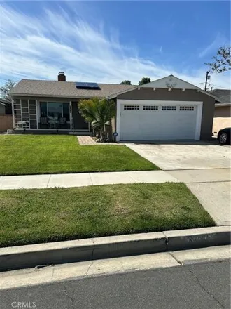 Rent this 3 bed house on 3726 Poppy Street in Long Beach, CA 90805