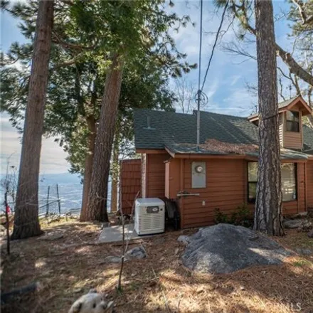 Image 2 - 24557 Great View Drive, Arrowhead Highlands, Crestline, CA 92325, USA - House for sale