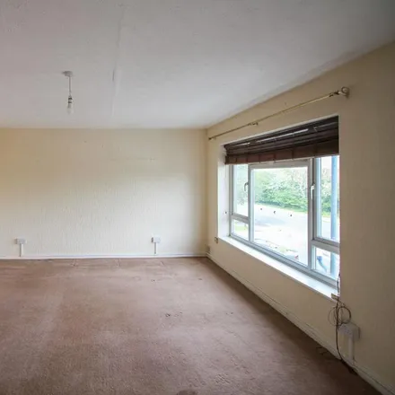 Rent this 2 bed apartment on Newgatestreet Road in Goffs Oak, EN7 5RJ