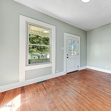 Image 6 - Wilson Ave WB @ Harrison St, Wilson Avenue, Knoxville, TN 37914, USA - House for sale
