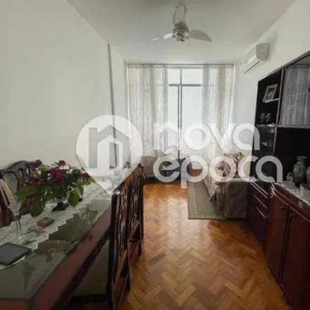Buy this 1 bed apartment on Droga Raia in Rua Voluntários da Pátria 248, Botafogo