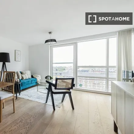Rent this 2 bed apartment on Vauxhall Station in A202, London
