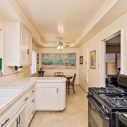 Image 9 - 1858 West Silver Lake Drive, Los Angeles, CA 90026, USA - Townhouse for sale